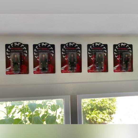 RARE MY CHEMICAL ROMANCE ROCK ACTION HEROES FIGURES SEG TOYS 2005 FULL SET - Picture 4 of 14